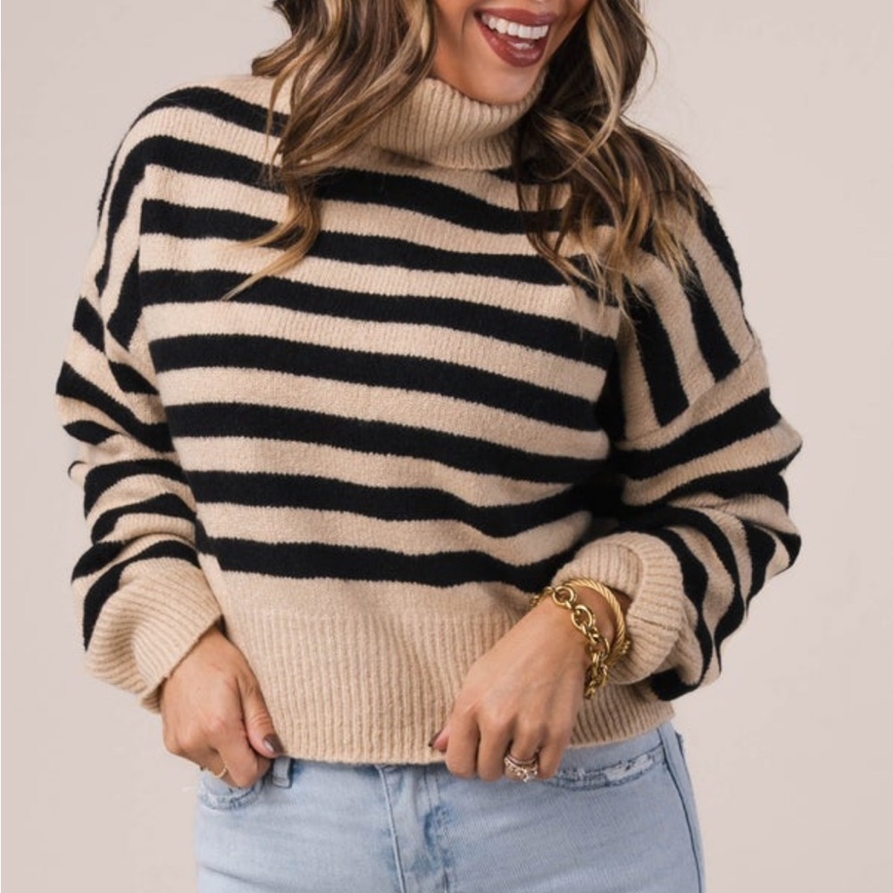 Double Zero Large‎ Tan/Black Striped Turtleneck Sweater NWOT